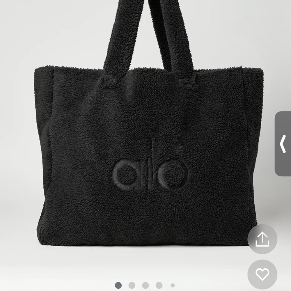 Foxy Sherpa tote